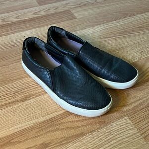 Dr Scholl’s black leather size 8.5 women’s sneakers